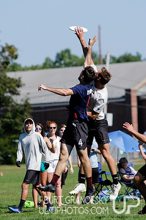 Sunday Action -- 2017 USAU Northeast Regionals
