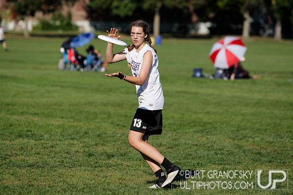 Sunday Action -- 2017 USAU Northeast Regionals
