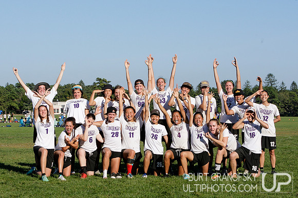 Sunday Action -- 2017 USAU Northeast Regionals
