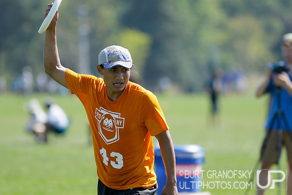 Sunday Action -- 2017 USAU Northeast Regionals