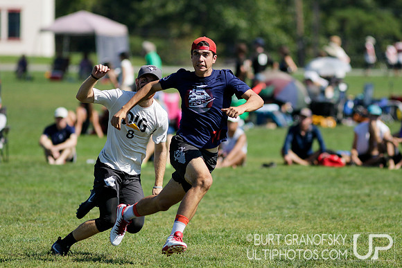 Sunday Action -- 2017 USAU Northeast Regionals