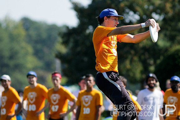 Sunday Action -- 2017 USAU Northeast Regionals