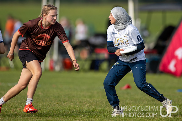 Day 1 of the USA Ultimate D-I College Championships