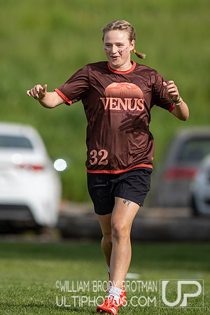 Day 1 of the USA Ultimate D-I College Championships