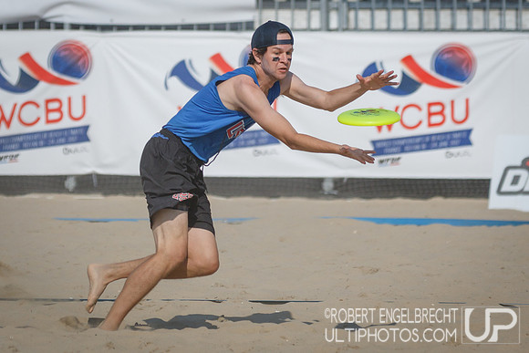 WFDF 2017 World Championships of Beach Ultimate © 2017 Robert E