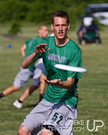 2014 USAU D-I College Champs Friday Action