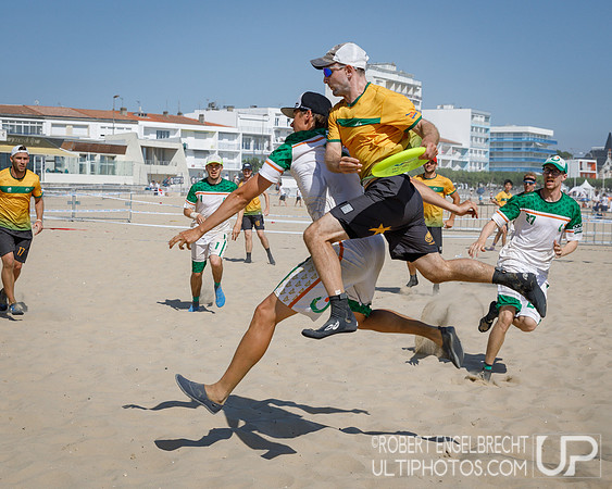 ROYAN, FRANCE:  WCBU. June 21, 2017.© 2017 Robert Engelbrecht.