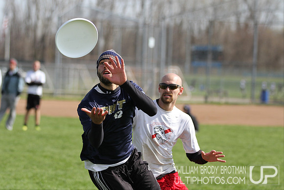 Sunday Action - USA Ultimate 2014 College Division I Ohio Valley Regional Tournament