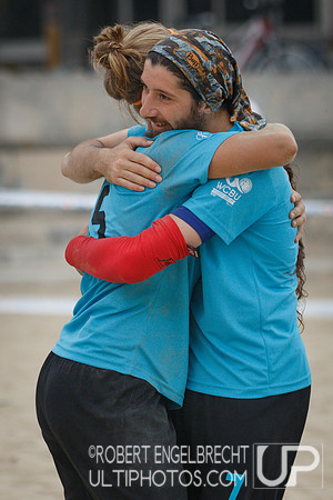 WFDF 2017 World Championships of Beach Ultimate © 2017 Robert E