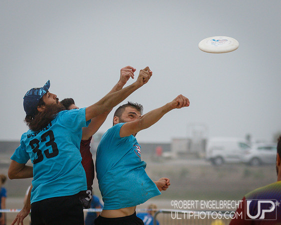 WFDF 2017 World Championships of Beach Ultimate © 2017 Robert E