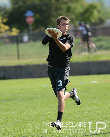 2012 USAU D-I College Championships Friday Action