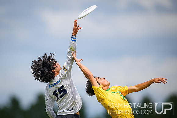 Highlights: pool play at USAU D-I College Championships