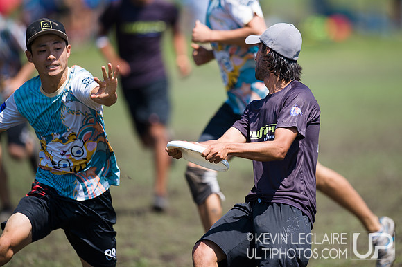 Tuesday WUCC 2014 Pool Play Action