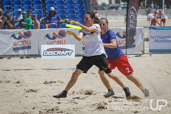 WFDF 2017 World Championships of Beach Ultimate © 2017 Robert E