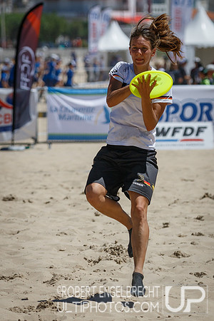 WFDF 2017 World Championships of Beach Ultimate © 2017 Robert E