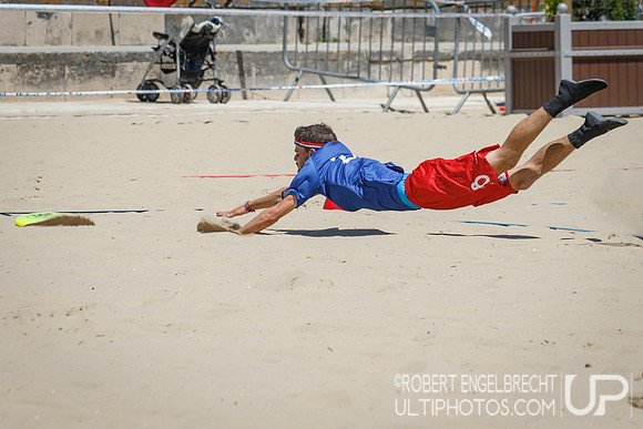 WFDF 2017 World Championships of Beach Ultimate © 2017 Robert E