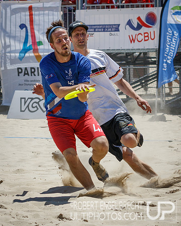 WFDF 2017 World Championships of Beach Ultimate © 2017 Robert E