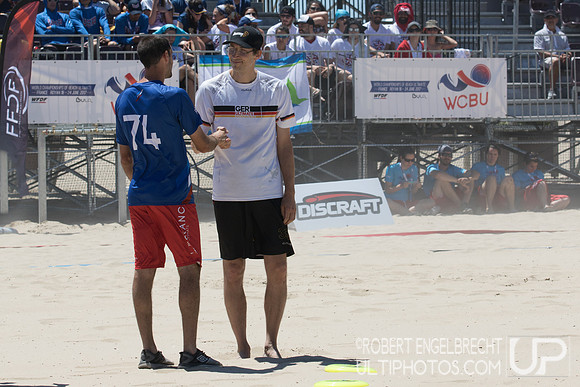 WFDF 2017 World Championships of Beach Ultimate © 2017 Robert E