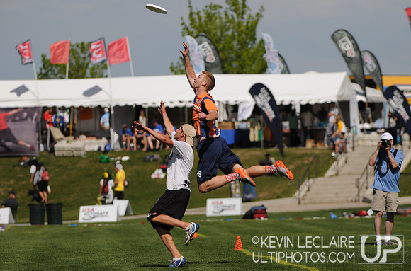 Friday College Championships Preview Highlights