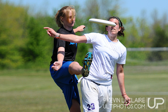 Sunday Quarterfinals - 2010 UPA High School Girls Eastern Championships