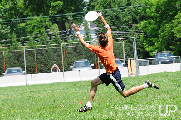 Clique B Pool Play
