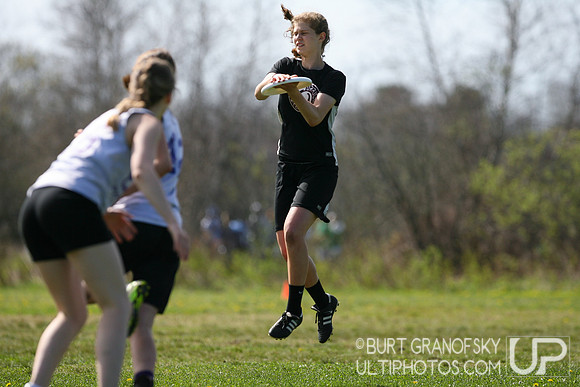 Sunday Action, Girls -- USAU 2014 HS Northeastern Championships