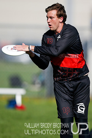 Day 2 of USA Ultimate 2022 D-III College Championships