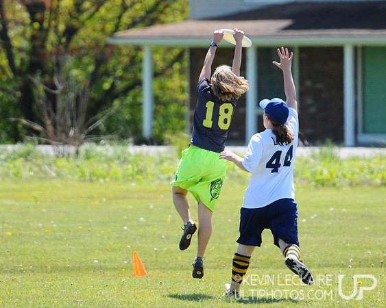 Sunday Quarterfinals - 2010 UPA High School Girls Eastern Championships