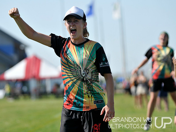 Saturday Women's Pool Play & Crossovers - 2012 USAU D-III College Championships