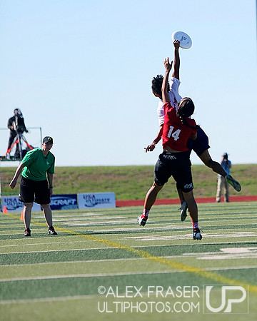 Saturday - Women's Semis - 2013 USAU National Championships