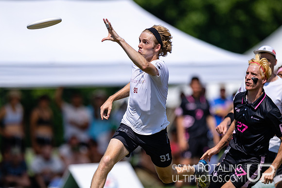 Mooncatchers vs Seattle Sockeye in quarterfinals at World Ultimate Club Championships