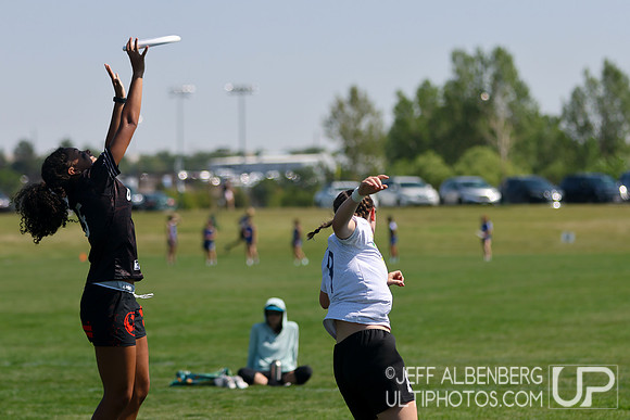 Pool play at USAU Youth Club Championships