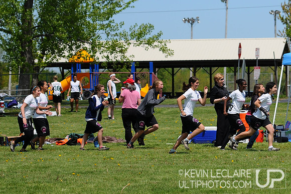 Sunday Quarterfinals - 2010 UPA High School Girls Eastern Championships