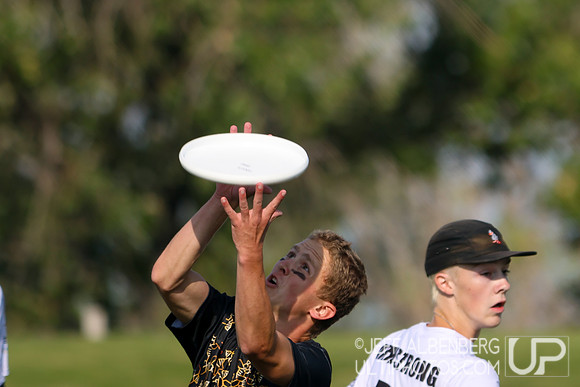 Pool play at USAU Youth Club Championships