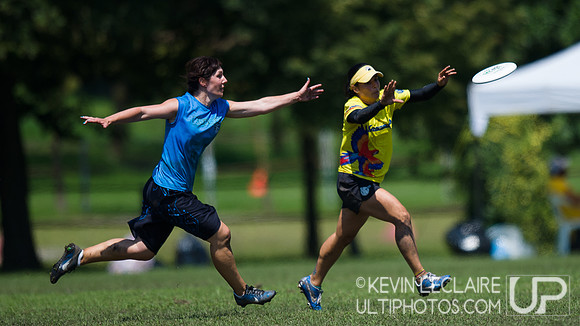 Tuesday WUCC 2014 Pool Play Action