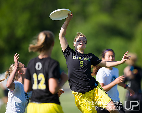 2014 USAU D-I College Champs Friday Round 1 Action