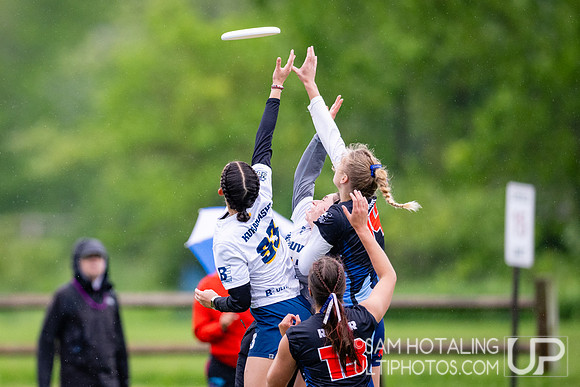 Pre-quarterfinals at USAU DI College Championships