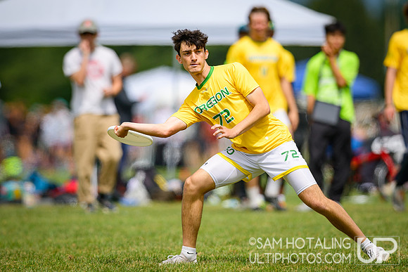 Pool play at USAU D-I College Championships