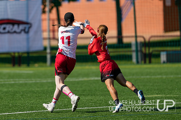 Canada v Japan Women´s Semi - WU24 Friday