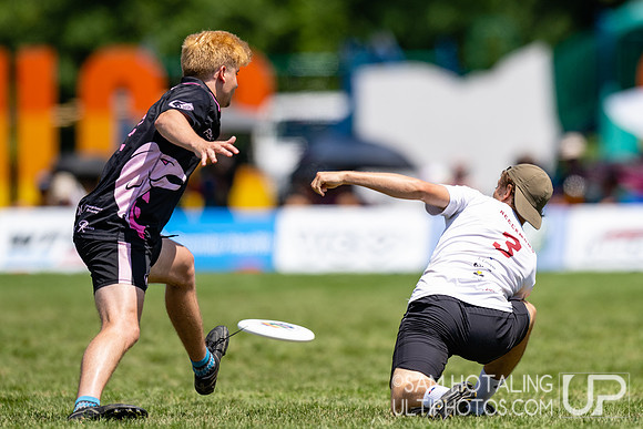 Mooncatchers vs Seattle Sockeye in quarterfinals at World Ultimate Club Championships