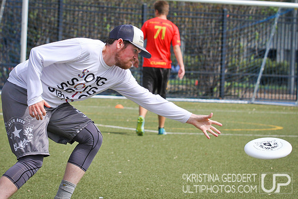 Davis Ultimate Invite 2018