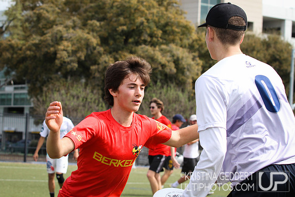 Davis Ultimate Invite 2018