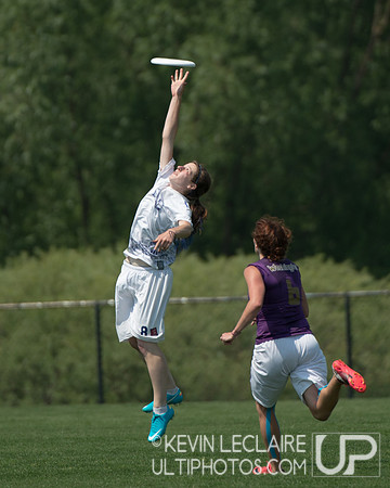 2012 USAU D-I College Championships Saturday Action