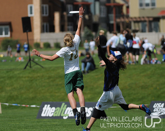 Friday 8:30am round -- 2011 USAU College Championships
