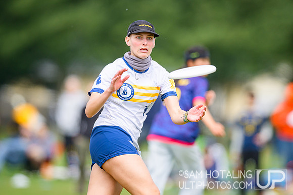 Pool play at USAU D-I College Championships