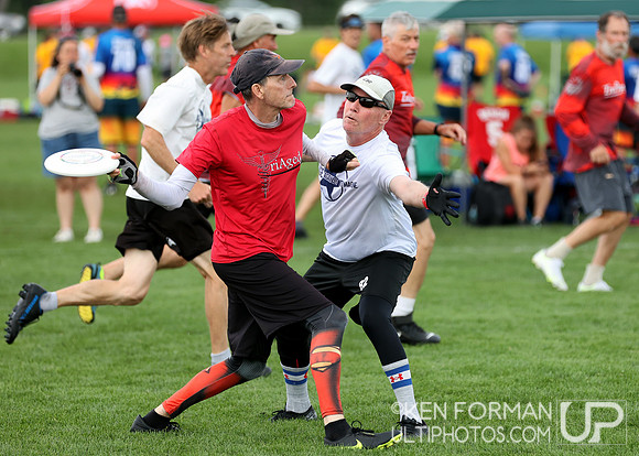Age Against the Machine v. TriAged at the 2021 USAU Masters National Championships