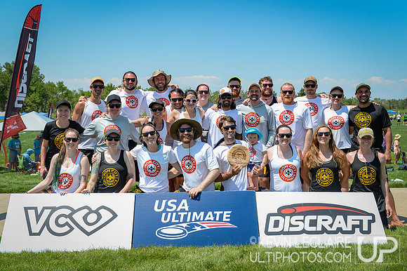 Iron City Ultimate Mixed Masters Spirit Award Winners Team Photo