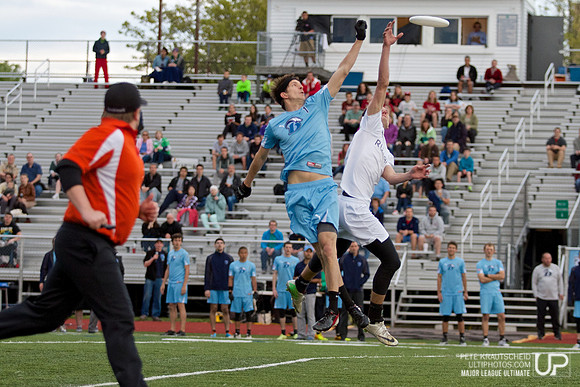 Boston Whitecaps vs New York Rumble--May 24, 2014
