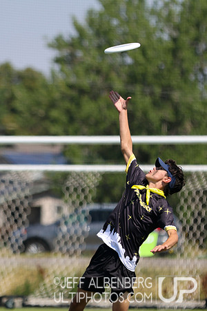 Pool play at USAU Youth Club Championships