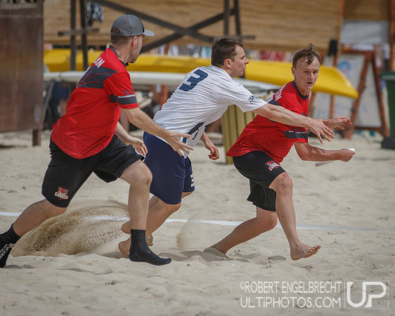 WCBU 2015 Tues Grand Master, CAN vs FIN